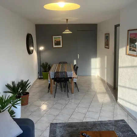 Grand Centre Chateau St Pierre Apartamento Saumur
