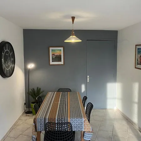 Grand Centre Chateau St Pierre * 쏘뮤흐