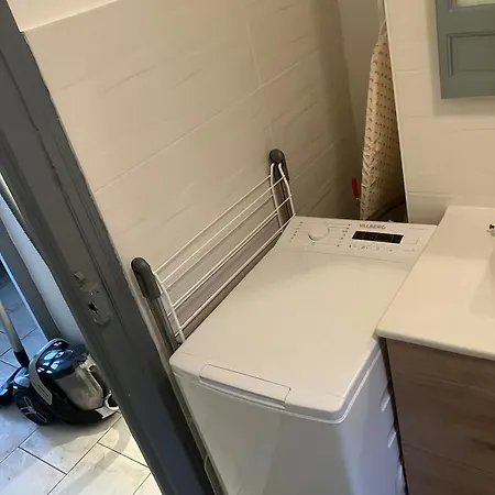 Grand Centre Chateau St Pierre Saumur