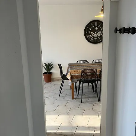 Grand Centre Chateau St Pierre Διαμέρισμα